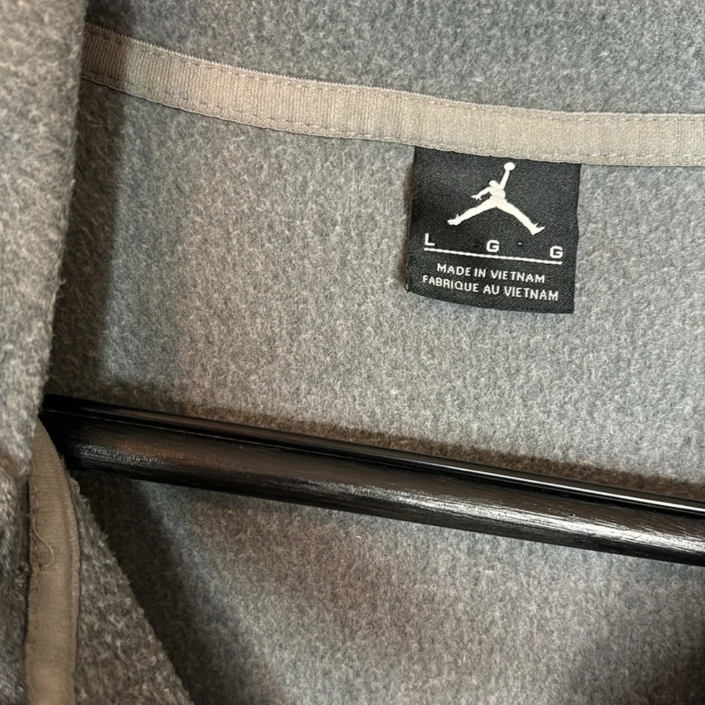 🔥🔥🔥 MENS JORDAN 23 ALPHA THERMA FULL ZIP HOODIE Size: LARGE 🔥🔥🔥 - Picture 5 of 14